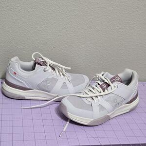 THE ROGER Clubhouse Pro ON Cloud Lavender Fade Purple White Size 7 OC
